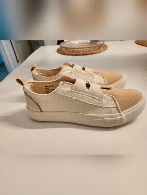Sierra Neutral Canvas Slip-On Sneakers - Beige, Cream, Gold Sz 8